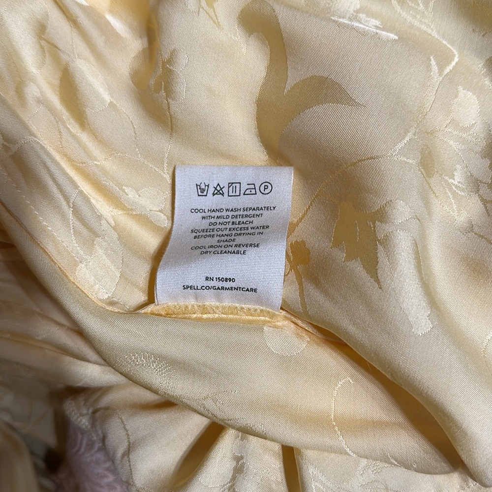 Ocean gown in yellow - Picture 11 of 12